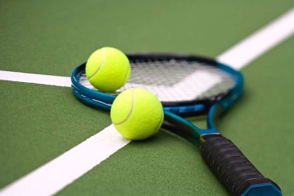 tennis-balls_1