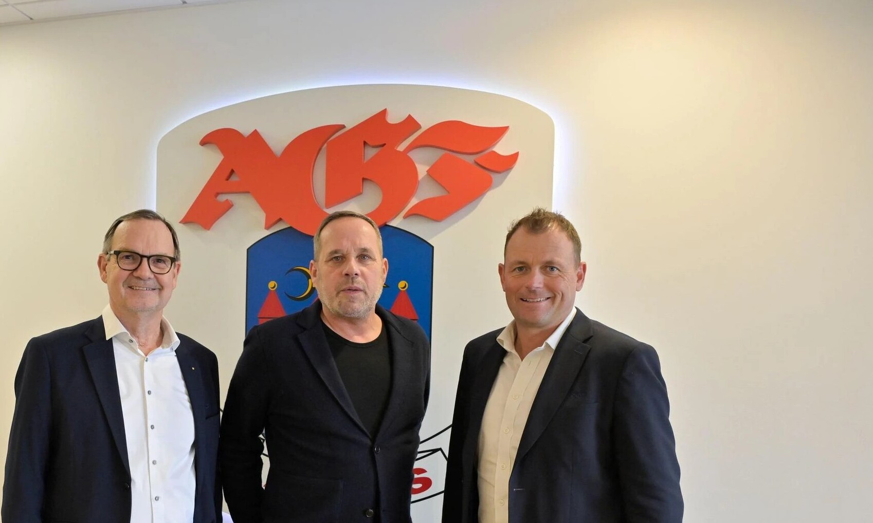 Carsten V Jensen Jacob Nielsen Lars Fournais