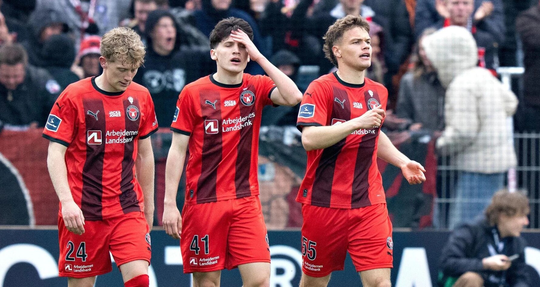 Mikel Gogorza Oliver Sørensen Victor Bak