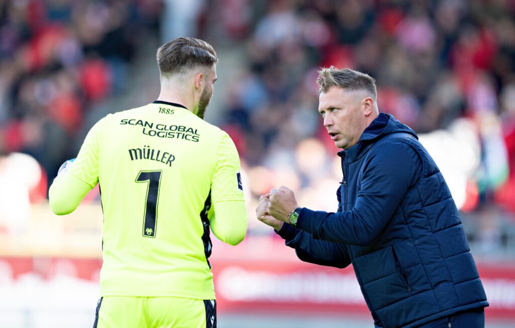 AaB Menno van Dam Vincent-Mueller Superligaen