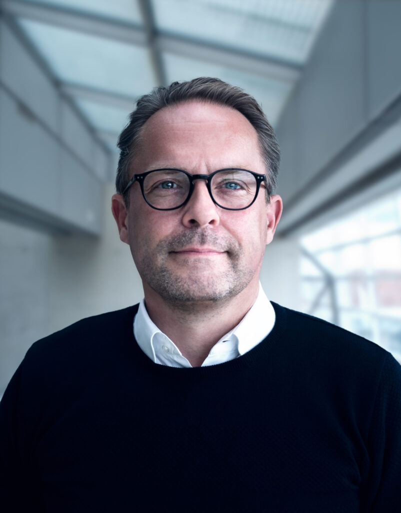 Jesper Olsen, formand i Transparency International i Danmark, ser meget gerne mere åbenhed om agent-betalinger og pengestrømmene på transfermarkedet generelt. Foto: Transparency International