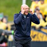 Aarhus, Denmark. 25th May, 2025. AGF's head coach Uwe Rosler in the Superliga match between AGF and Broendby IF at Nyt Vejlby Stadium, Sunday, May 25, 2025. (Photo: Henning Bagger/Ritzau Scanpix) Credit: Ritzau/Alamy Live News
