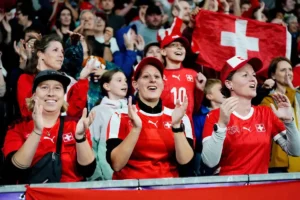 Odds og spilforslag til torsdagens kamp ved kvinde-EM mellem Finland og Schweiz