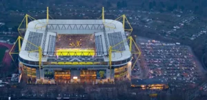 Optakt til lørdagens Bundesliga-kamp mellem Dortmund og Köln