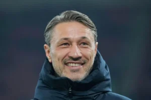 Optakt til tirsdagens DFP-Pokalkamp mellem Borussia Dortmund og Bayer Leverkusen